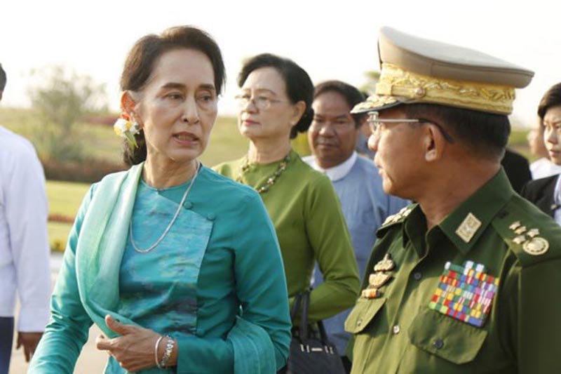 យោធា​មី​​​យ៉ា​ន់​​ម៉ា ​​​​​​​​​បា​​ន​​​ប្រ​​កា​​​ស​​​​​​លុ​​​ប​​ចោ​​​ល ​​​​​​​រ​​ដ្ឋា​​ភិ​​​បា​​ល​​​​​​ ​ដែល​​​​​​បា​ន​​​​​​ជា​​​ប់​ឆ្នោ​​ត​ ​​​​​តា​​​មបែ​​​ប​​​​​​ប្រ​​ជា​​​ធិ​ប​​តេ​​យ្យ​ ​​​​​​រ​​ប​ស់​​​លោ​​ក​​​​​​ស្រី​ ​​​អ៊ុ​​ង​ ​​​​សា​​​ន​​​​​ស៊ូ​​​ជី​​